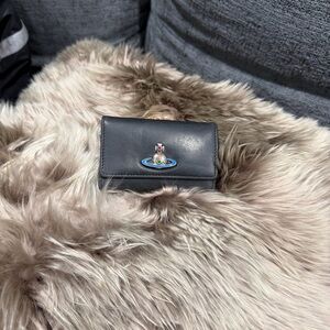 Black Leather key clasp with Logo